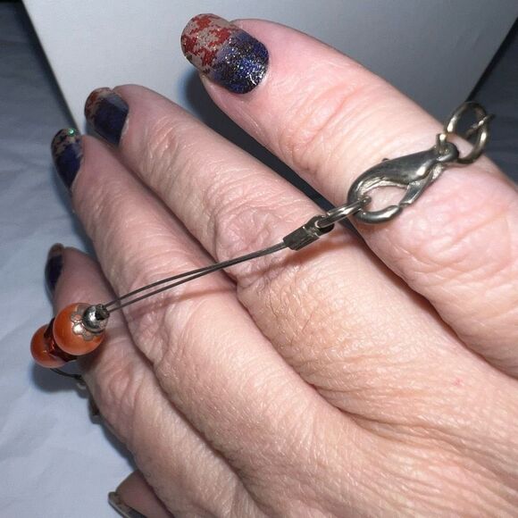 Vintage Silver Tone Wire and‎ Bead Bracelet - Picture 5 of 7